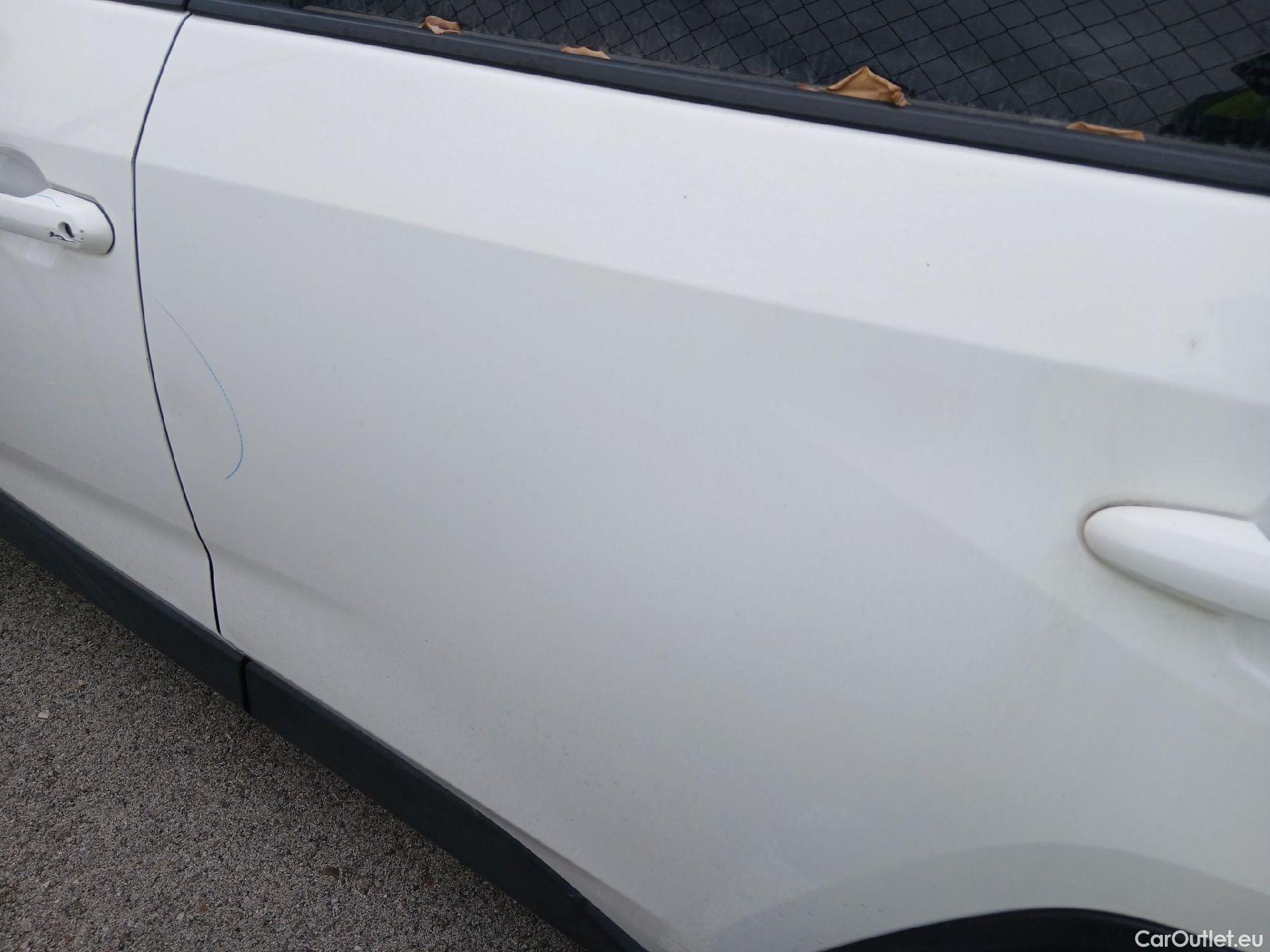  Toyota  RAV4 TOYOTA  / 2018 / 5P / todoterreno 2.5l 220H Advance #18