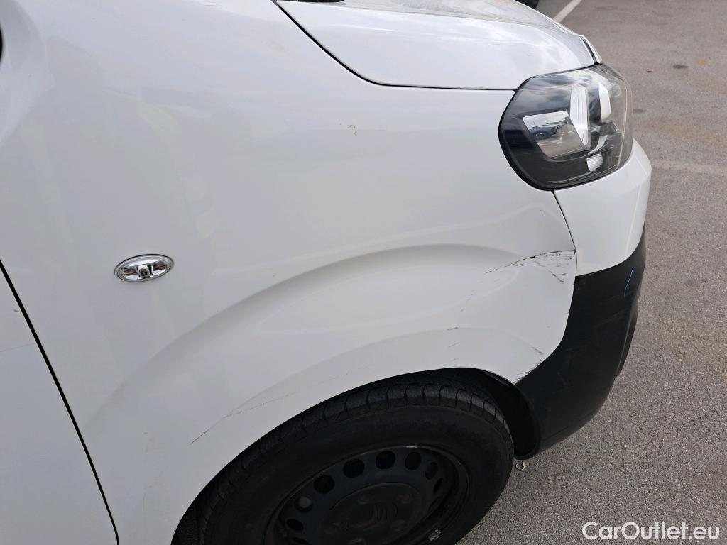  Citroen  Jumpy CITROEN  / 2016 / 4P / furgón Talla M BlueHDi 100 S&S 6v Control #26