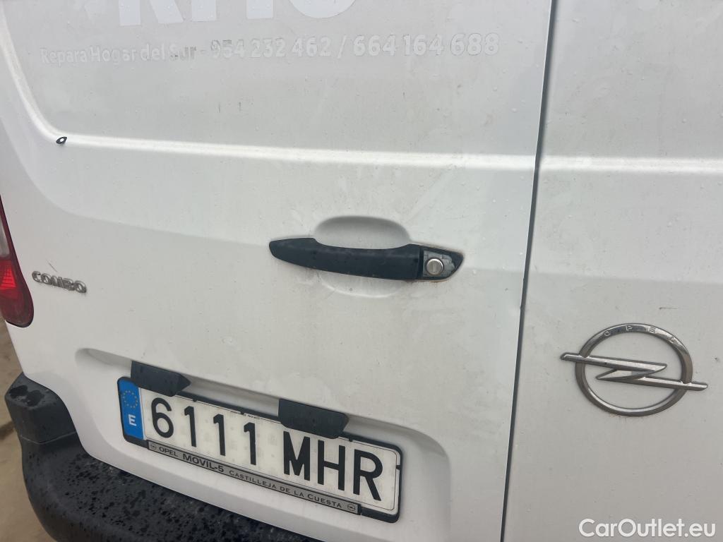  Opel  Combo OPEL  / 2018 / 4P / furgón derivado de turismo Cargo XL 1000kg Diesel 1.5 100HP S&S MT #18