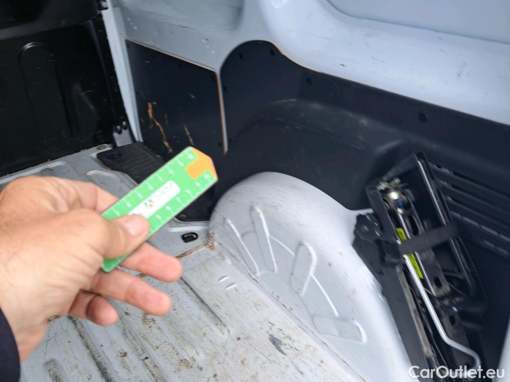  Nissan  NV200 NISSAN NV250 / 2019 / 4P / furgón 3pl 1.5dCi 59 kW (80 CV) L1H1 ÓPTIMA #59