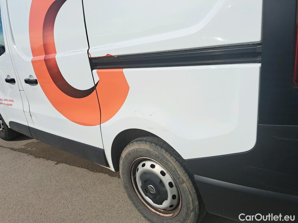  Nissan  NV300 NISSAN  / 2016 / 4P / furgón 1.6dCi 70kW (95CV) L1H1 1T OPTIMA #26