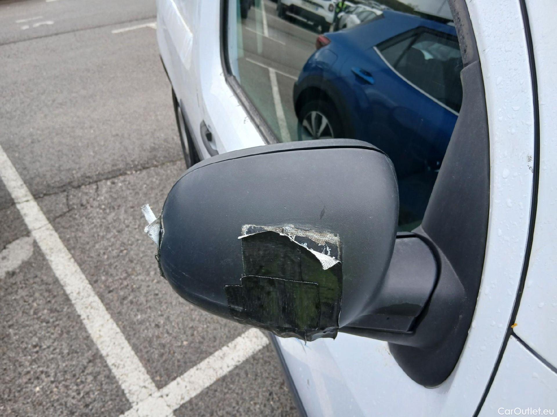  Renault  Kangoo RENAULT  Furgón/2013/3P/furgón derivado de turismo Profesional dCi 55 kW (75 CV) #37