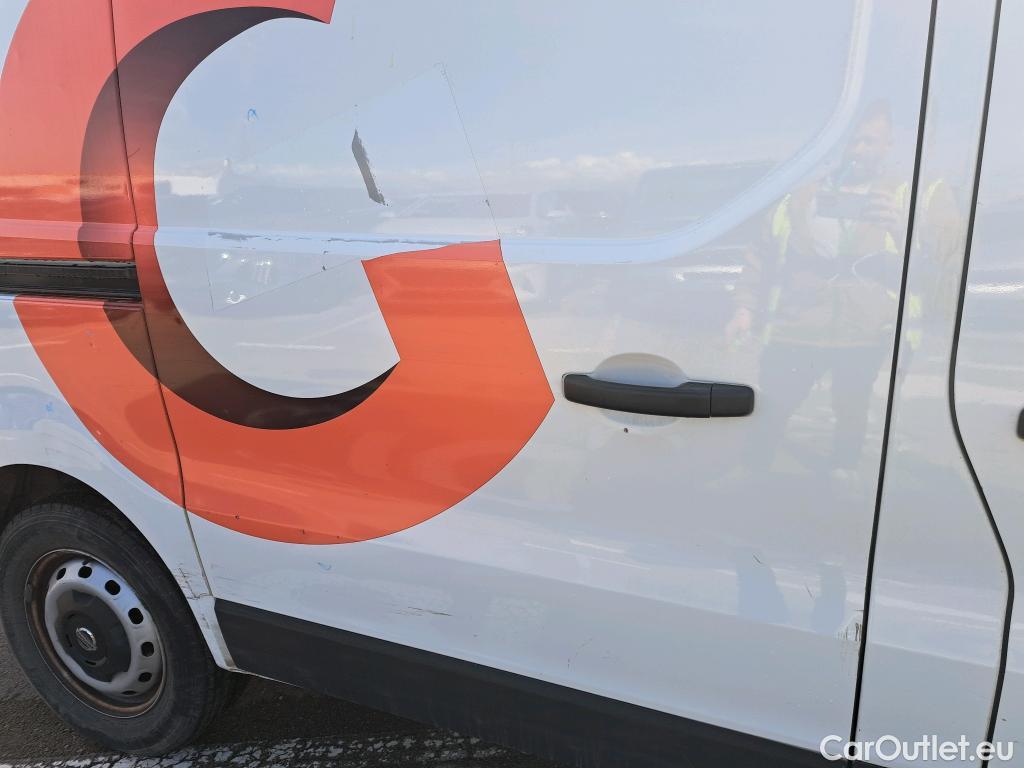  Nissan  NV300 NISSAN  / 2016 / 4P / furgón 1.6dCi 70kW (95CV) L1H1 1T OPTIMA #13