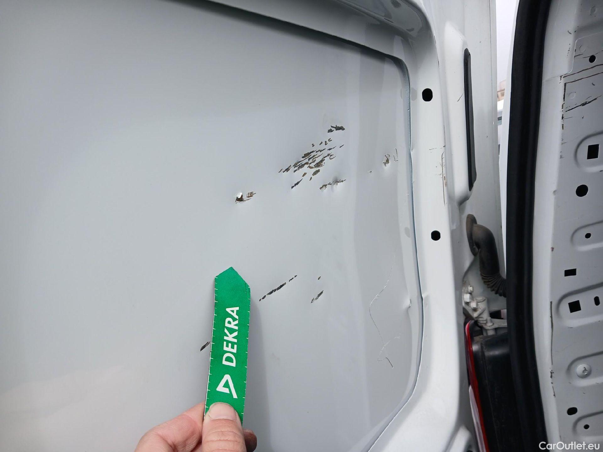  Peugeot  Partner PEUGEOT  / 2018 / 3P / furgón derivado de turismo Pro Standard 600kg BlueHDi 73kW (AC) #19