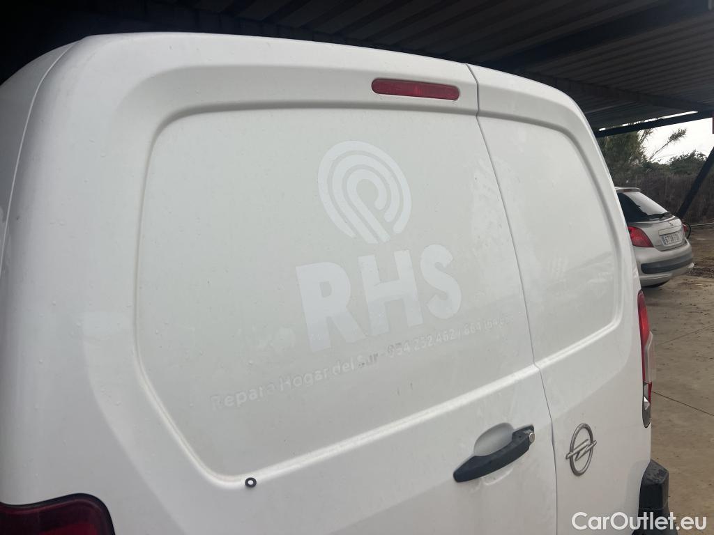  Opel  Combo OPEL  / 2018 / 4P / furgón derivado de turismo Cargo XL 1000kg Diesel 1.5 100HP S&S MT #15