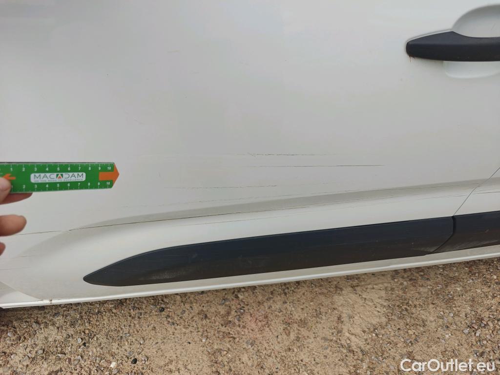  Opel  Combo OPEL  Life / 2018 / 4P / combi 1.5 TD 75kW Business Edition L1 N1 #27