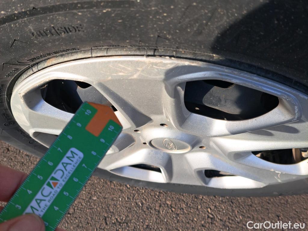  Ford  Transit  Courier Trend 1.5 TDCi 75CV MT6 E6dT #52