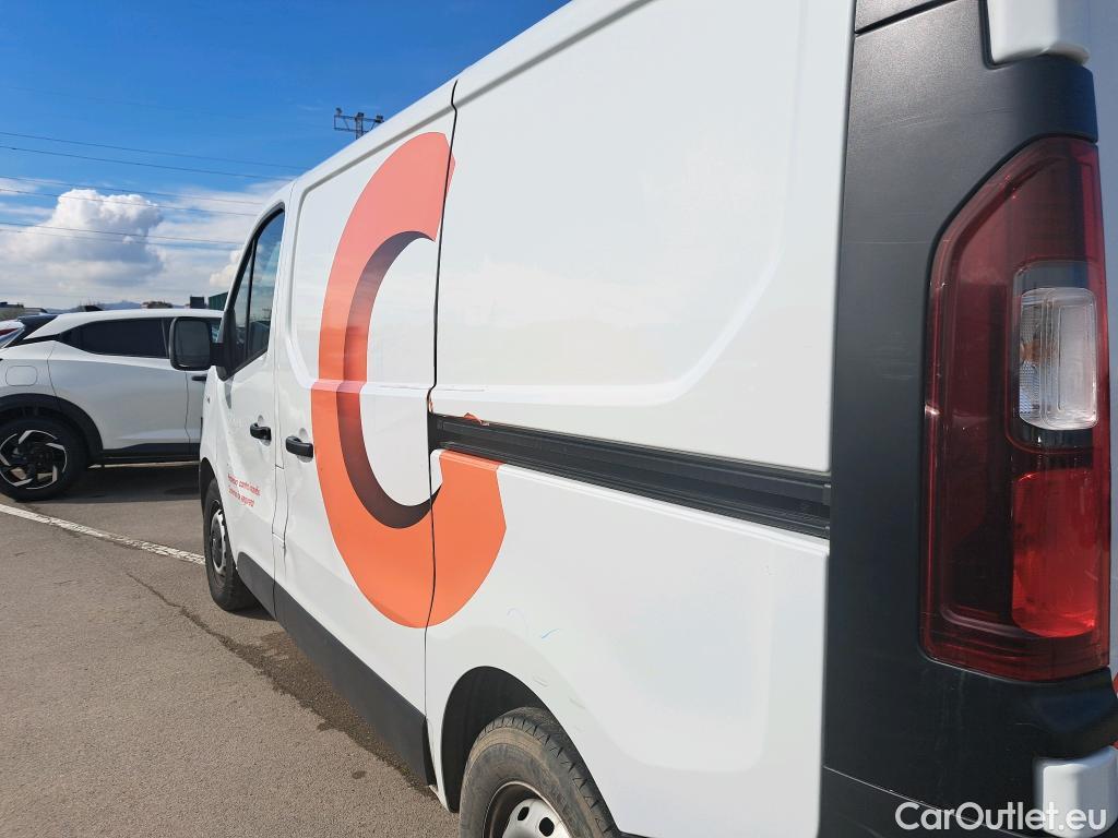  Nissan  NV300 NISSAN  / 2016 / 4P / furgón 1.6dCi 70kW (95CV) L1H1 1T OPTIMA #36