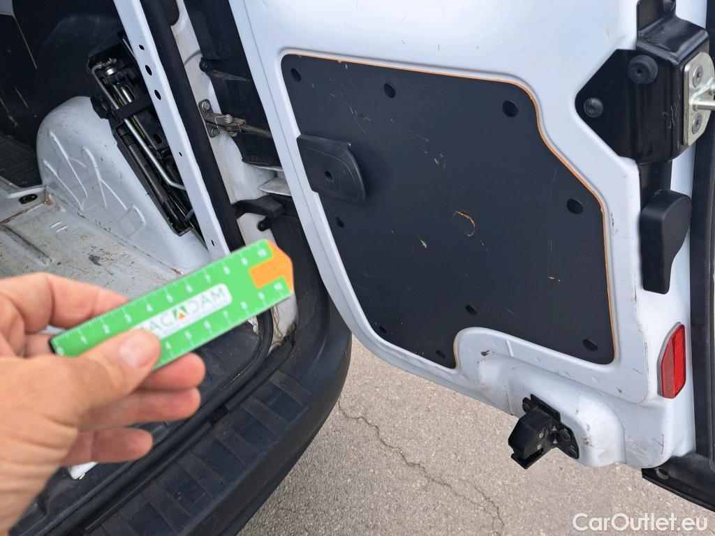  Nissan  NV200 NISSAN NV250 / 2019 / 4P / furgón 3pl 1.5dCi 59 kW (80 CV) L1H1 ÓPTIMA #33