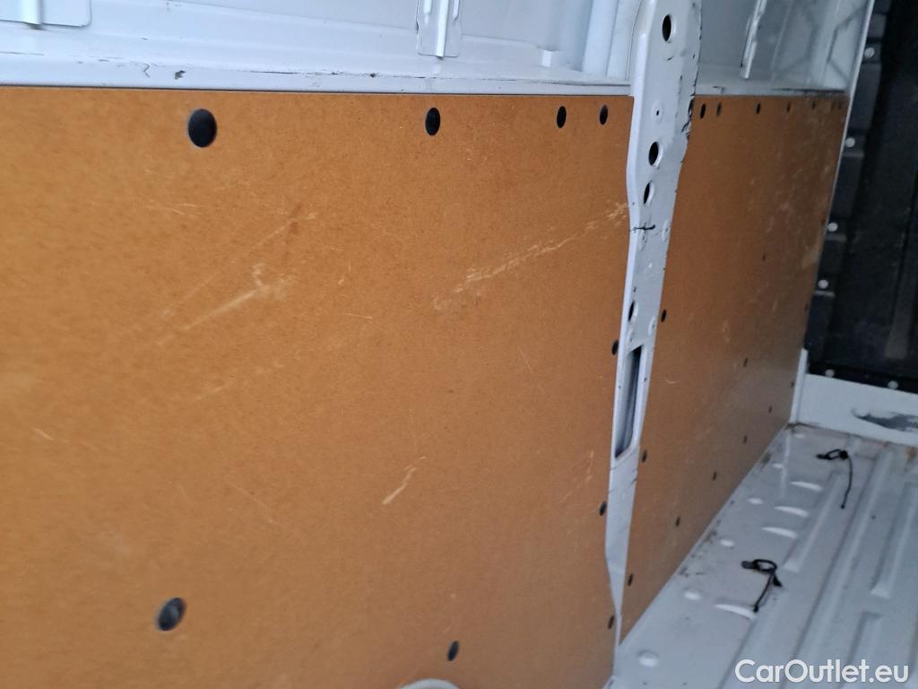  Opel  Movano OPEL  / 2019 / 4P / furgón 2.3 CDTI 99kW (135CV) L2 H2 F 3.5t (AC) #30