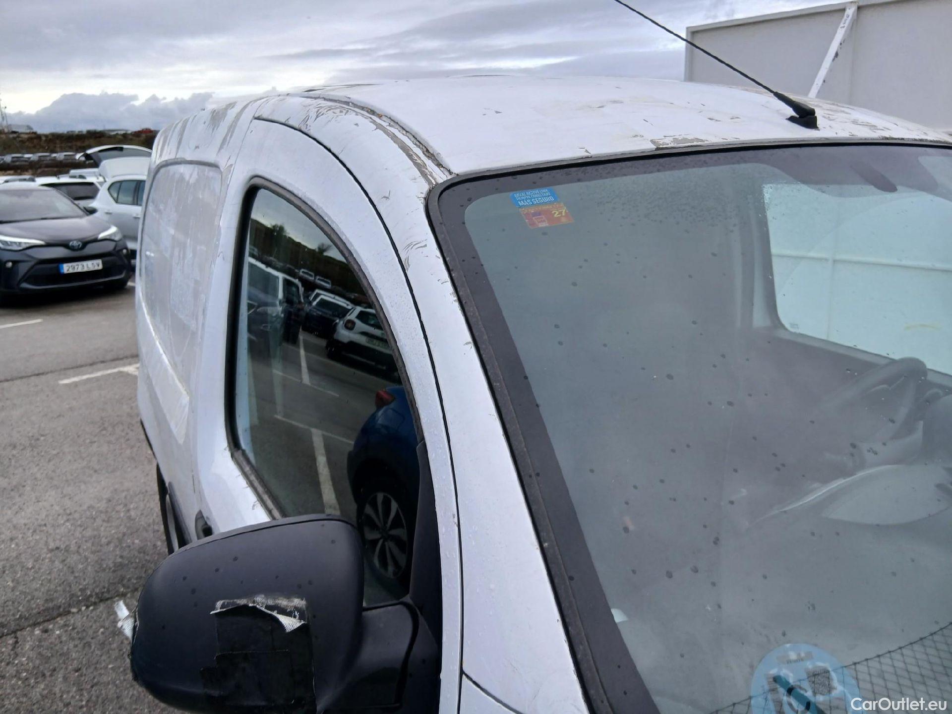  Renault  Kangoo RENAULT  Furgón/2013/3P/furgón derivado de turismo Profesional dCi 55 kW (75 CV) #42