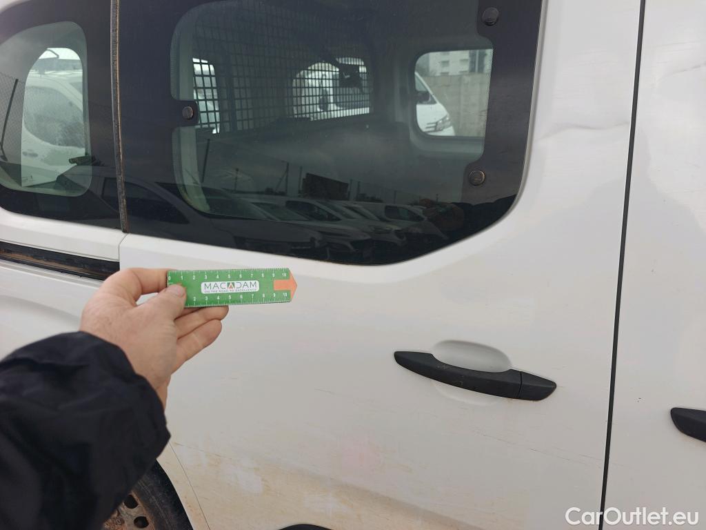  Opel  Combo OPEL  Life / 2018 / 4P / combi 1.5 TD 75kW Business Edition L1 N1 #20