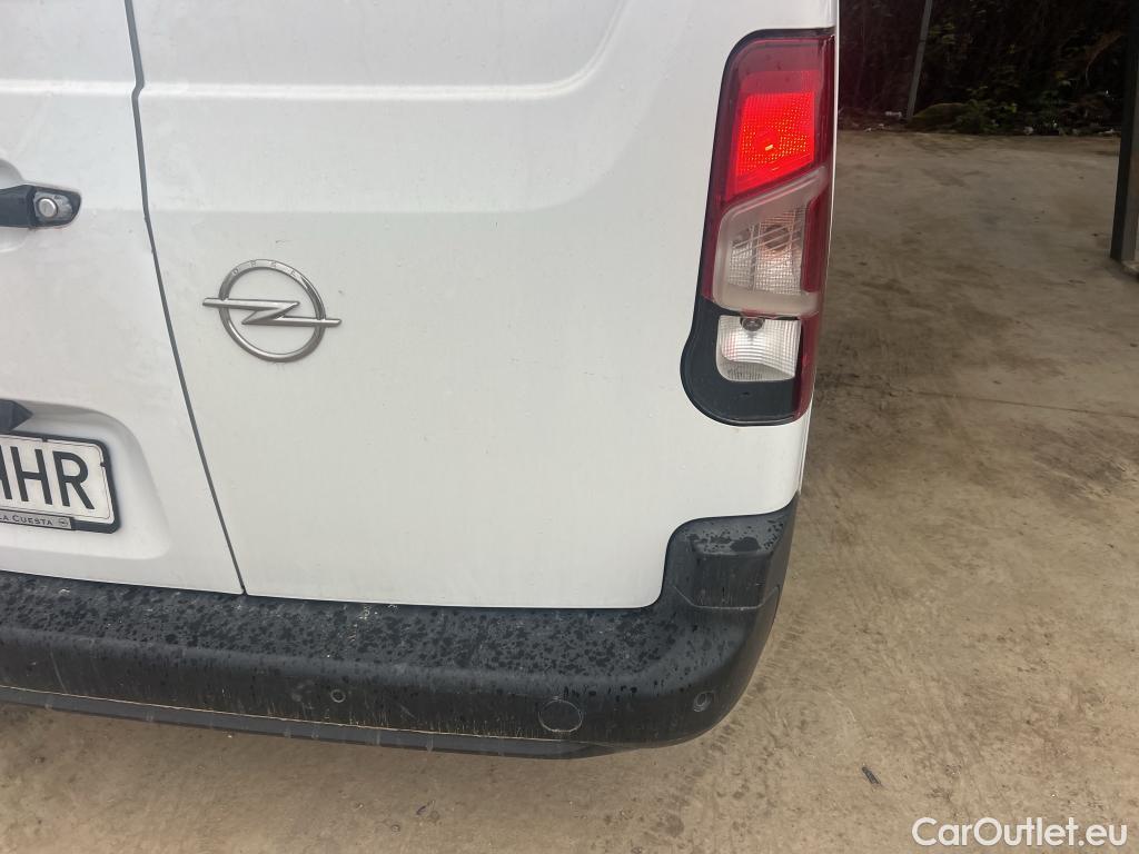  Opel  Combo OPEL  / 2018 / 4P / furgón derivado de turismo Cargo XL 1000kg Diesel 1.5 100HP S&S MT #26