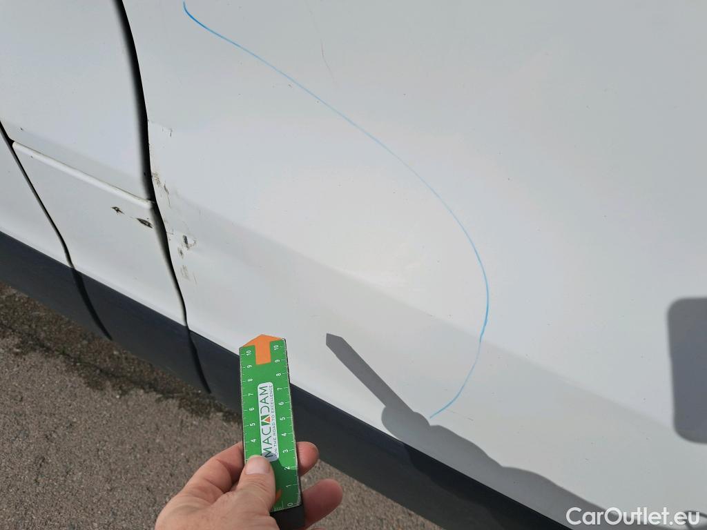  Nissan  NV300 NISSAN  / 2016 / 4P / furgón 1.6dCi 70kW (95CV) L1H1 1T OPTIMA #19