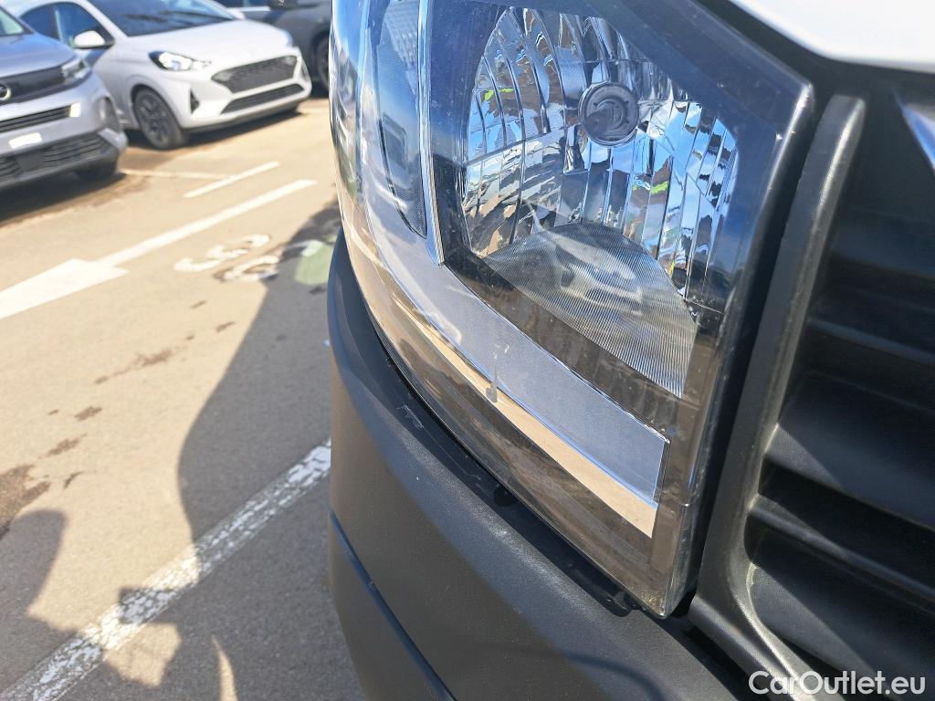  Nissan  NV300 NISSAN  / 2016 / 4P / furgón 1.6dCi 70kW (95CV) L1H1 1T OPTIMA #8