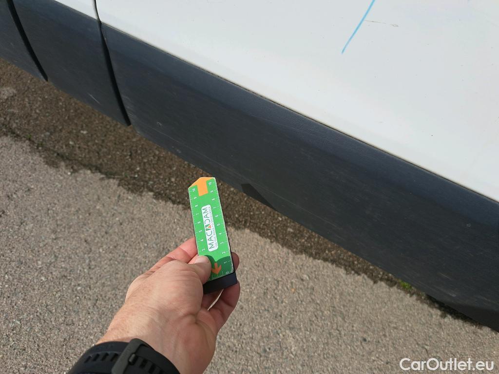  Nissan  NV300 NISSAN  / 2016 / 4P / furgón 1.6dCi 70kW (95CV) L1H1 1T OPTIMA #53