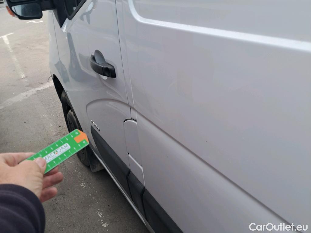  Opel  Movano OPEL  / 2019 / 4P / furgón 2.3 CDTI 99kW (135CV) L2 H2 F 3.5t (AC) #13