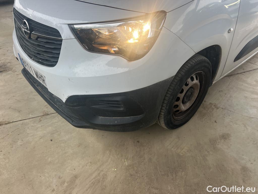  Opel  Combo OPEL  / 2018 / 4P / furgón derivado de turismo Cargo XL 1000kg Diesel 1.5 100HP S&S MT #20