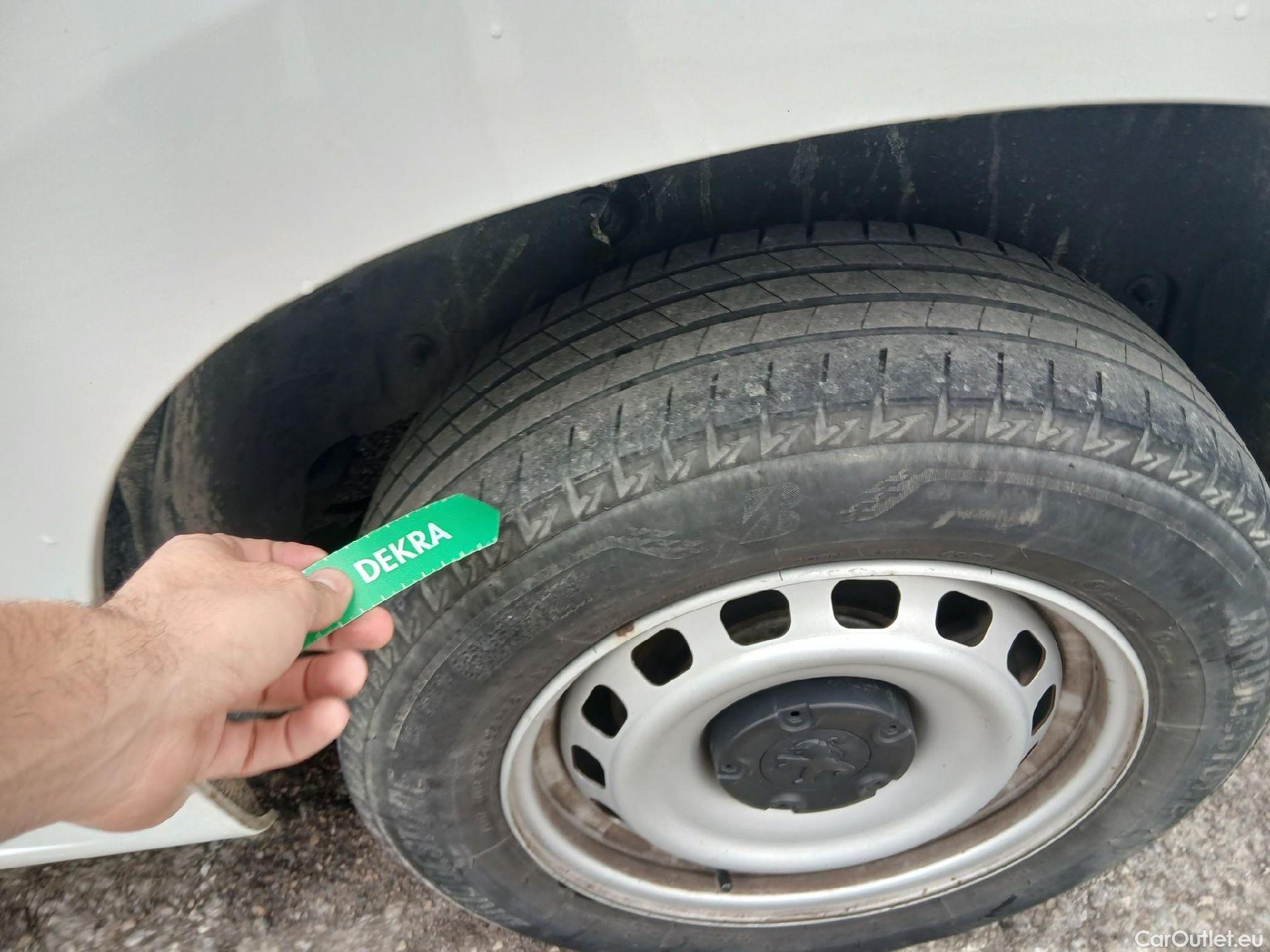  Peugeot  Partner  Premium L1 1.5 HDi 75CV MT5 E6dT #15