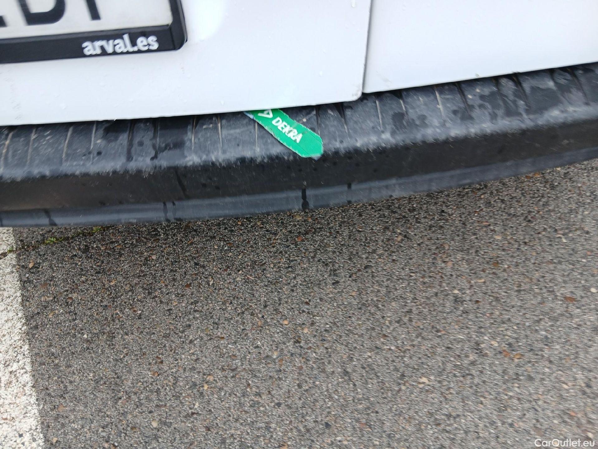  Renault  Kangoo RENAULT  Furgón/2013/3P/furgón derivado de turismo Profesional dCi 55 kW (75 CV) #22