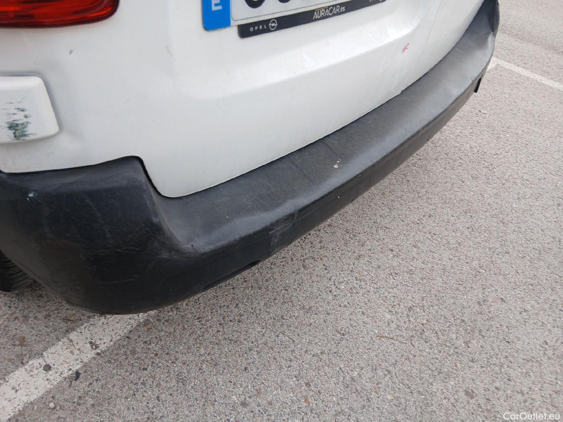  Opel  Vivaro OPEL  / 2019 / 4P / furgón 1.5 Diésel 74kW (100CV) M Std Express #28