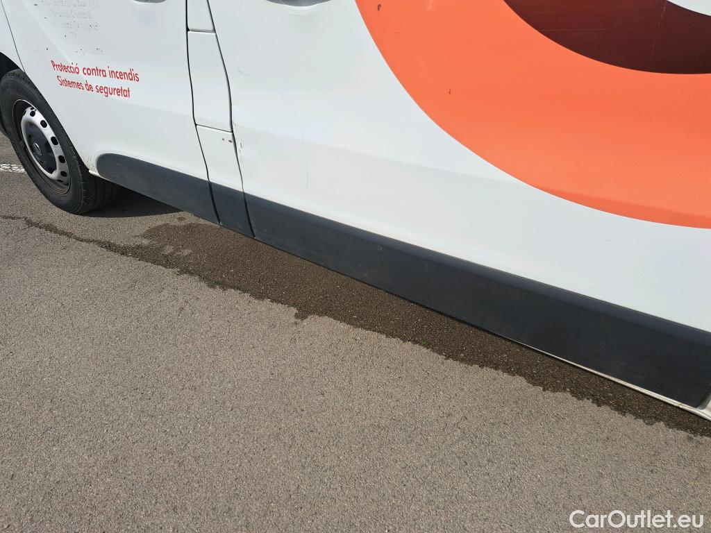  Nissan  NV300 NISSAN  / 2016 / 4P / furgón 1.6dCi 70kW (95CV) L1H1 1T OPTIMA #52