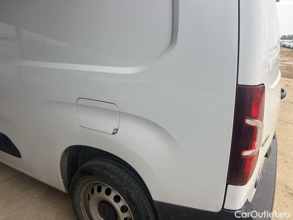  Opel  Combo OPEL  / 2018 / 4P / furgón derivado de turismo Cargo XL 1000kg Diesel 1.5 100HP S&S MT #9