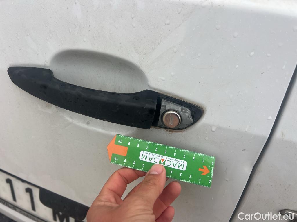  Opel  Combo OPEL  / 2018 / 4P / furgón derivado de turismo Cargo XL 1000kg Diesel 1.5 100HP S&S MT #19