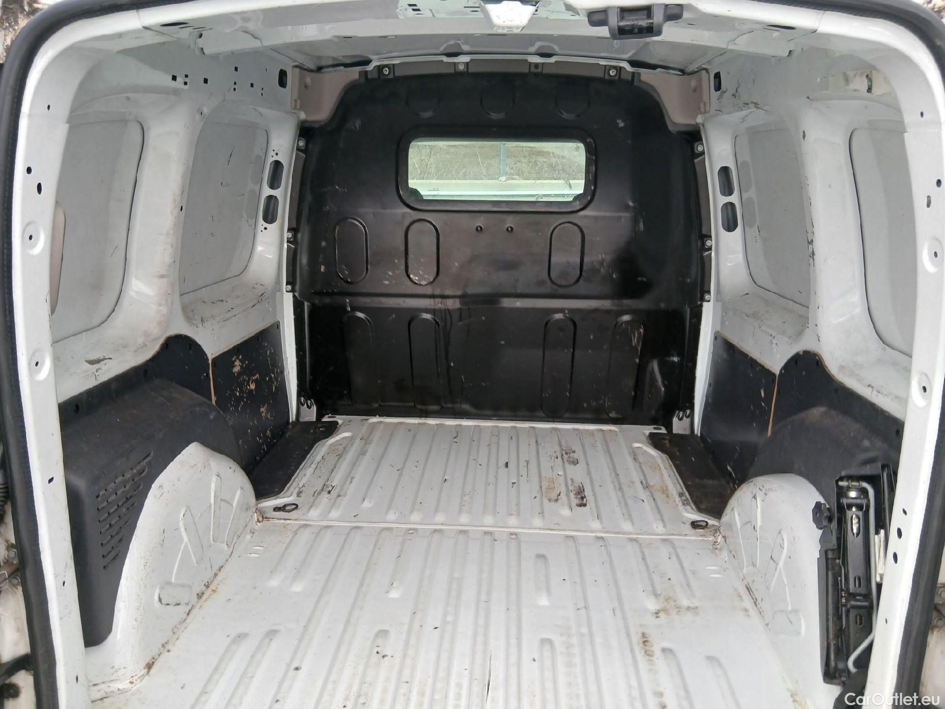  Renault  Kangoo RENAULT  Furgón/2013/3P/furgón derivado de turismo Profesional dCi 55 kW (75 CV) #27