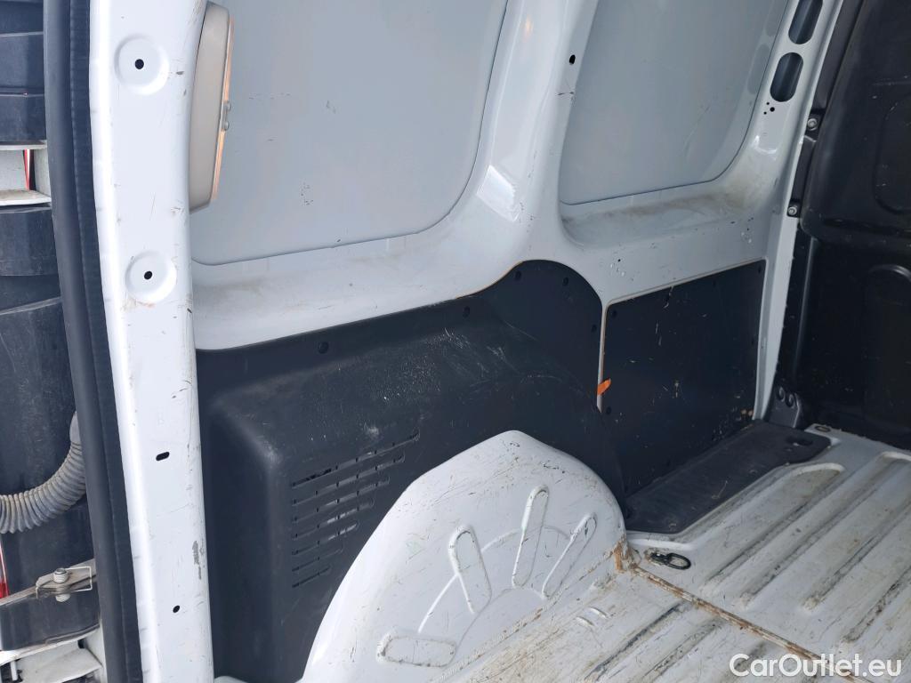  Nissan  NV200 NISSAN NV250 / 2019 / 4P / furgón 3pl 1.5dCi 59 kW (80 CV) L1H1 ÓPTIMA #1