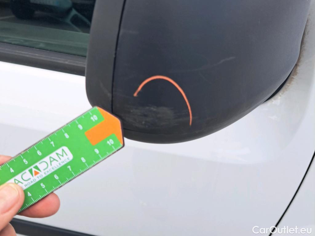  Nissan  NV200 NISSAN NV250 / 2019 / 4P / furgón 3pl 1.5dCi 59 kW (80 CV) L1H1 ÓPTIMA #53