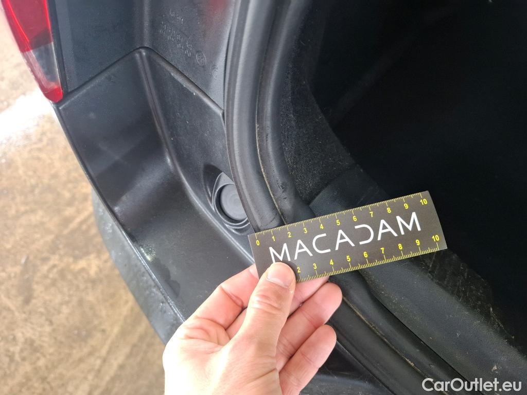  Citroen  C4 Cactus  Feel Business 1.5 BlueHDi 100CV BVM6 E6dT #24