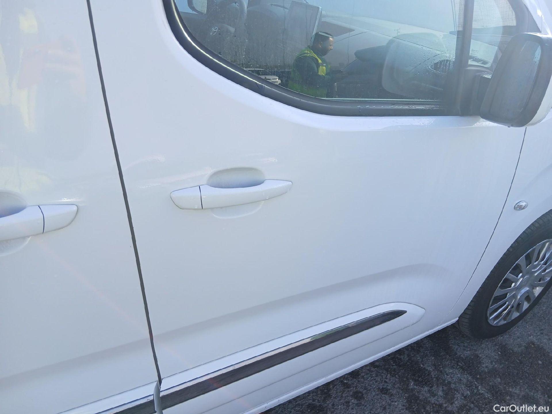  Toyota  Proace TOYOTA  City / 2020 / 5P / combi 1.5D 75kW (100CV) VX L1 #18