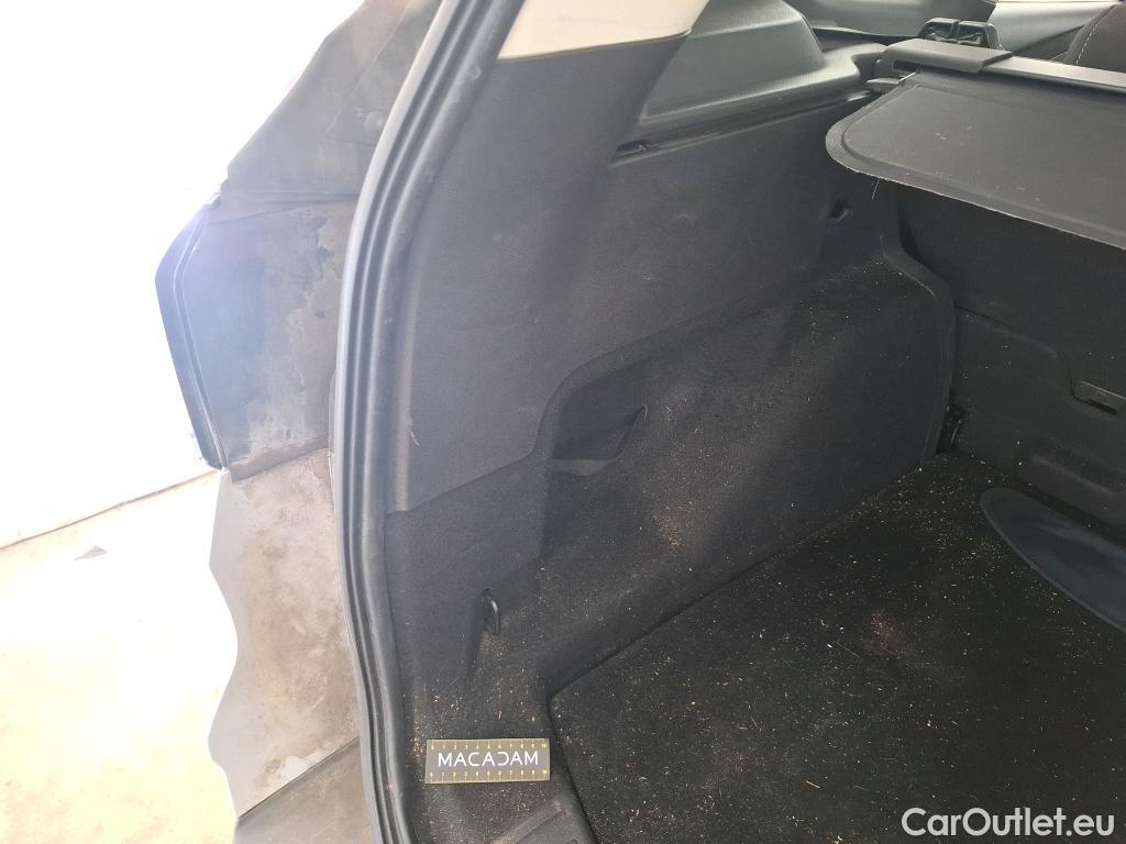  Ford  Kuga  Titanium 1.5 TDCi 120CV BVM6 E6 #35