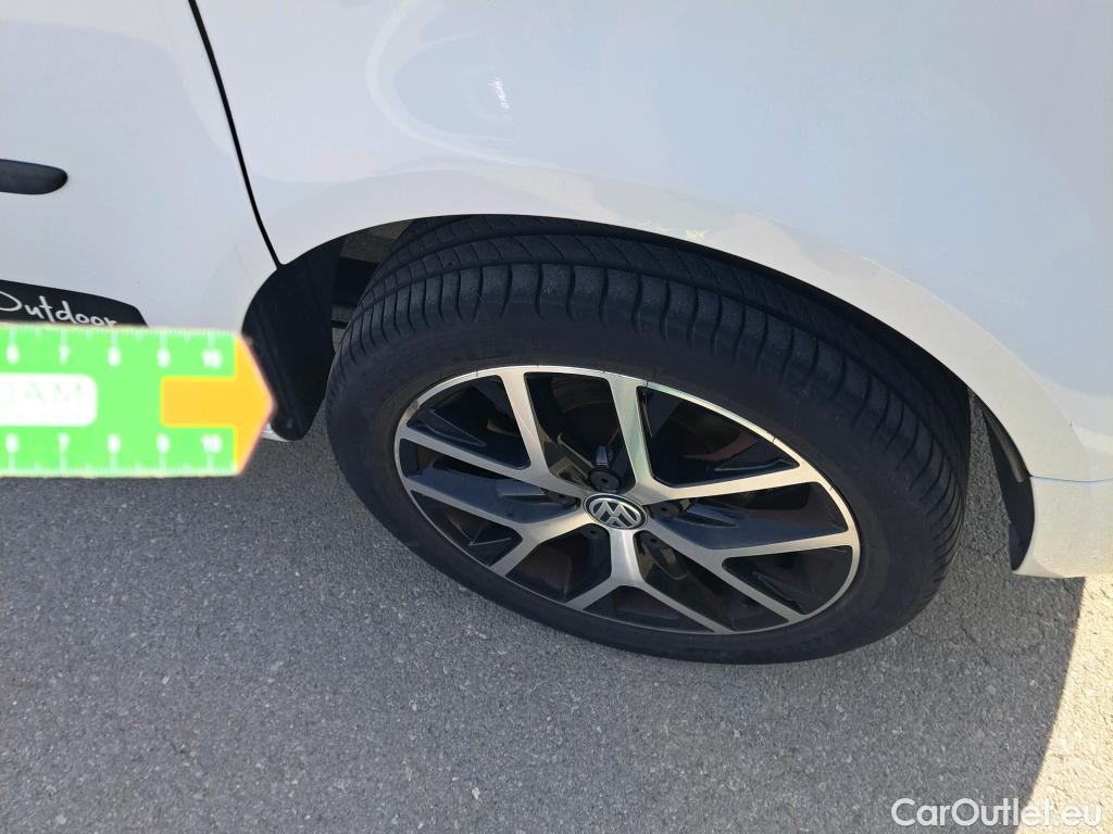  Volkswagen  Caddy VOLKSWAGEN  / 2015 / 5P / combi Outdoor 2.0 TDI 75kW (102CV) BMT DSG #1