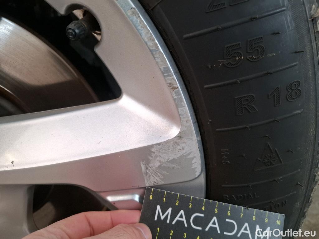  Citroen  C5 CITROEN  Aircross / 2022 / 5P / SUV Hybride rechargeable 225 e-EAT8 Feel #4