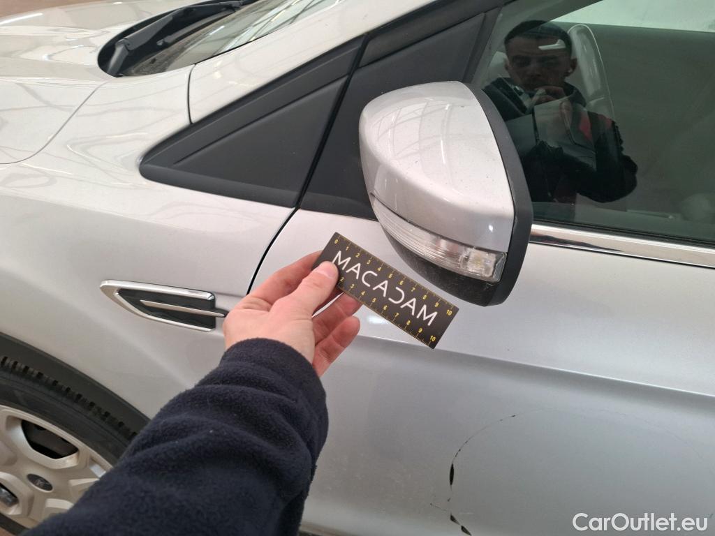  Ford  Kuga  Titanium 1.5 TDCi 120CV BVM6 E6 #23