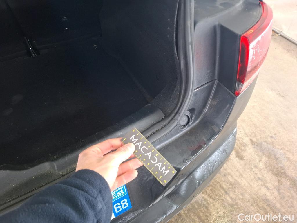  Citroen  C4 Cactus  Feel Business 1.5 BlueHDi 100CV BVM6 E6dT #22