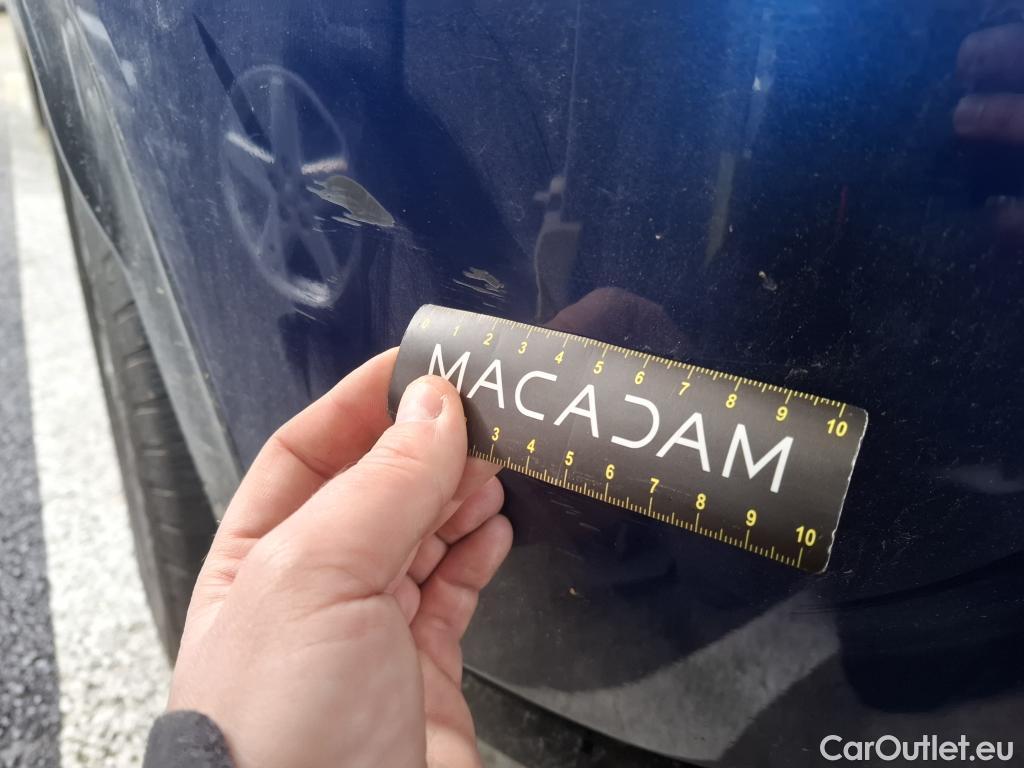  KIA  Ev6 KIA  / 2021 / 5P / SUV BEV 77.4 KWH AIR DESIGN #23