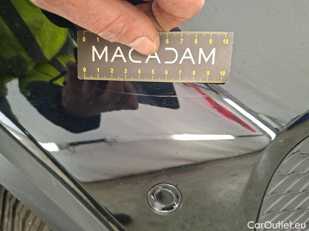  Mercedes  GLB MERCEDES-BENZ  / 2019 / 5P / SUV  200 d Business Line #32