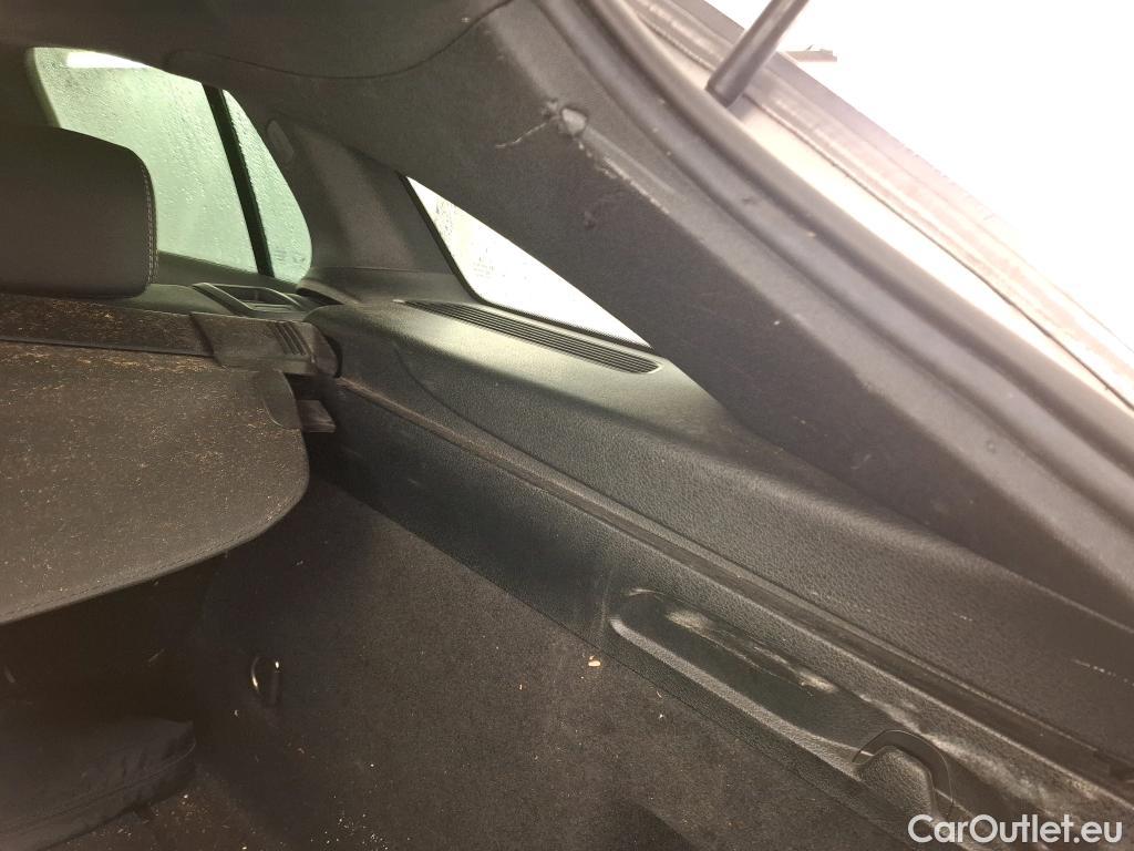  Mercedes  CLA-Klasse MERCEDES-BENZ CLA Shooting Brake / 2019 / 5P / Break CLA 200 d Business Line BA8 #36