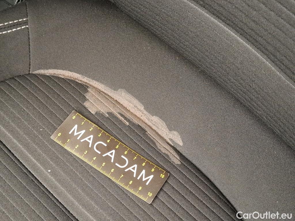  Ford  Kuga FORD  / 2019 / 5P / SUV 2.5 Duratec 225 ch PHEV eCVT Titanium #28