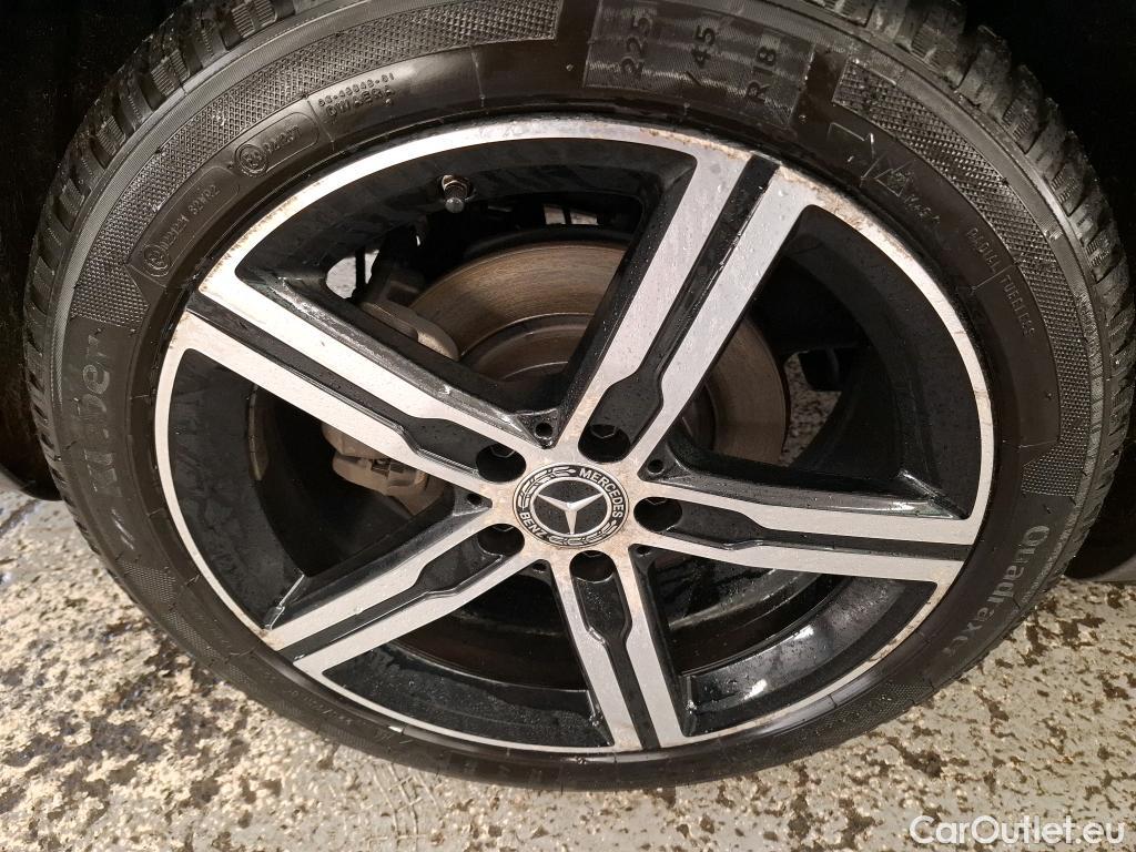  Mercedes  CLA-Klasse MERCEDES-BENZ CLA Shooting Brake / 2019 / 5P / Break CLA 200 d Business Line BA8 #22