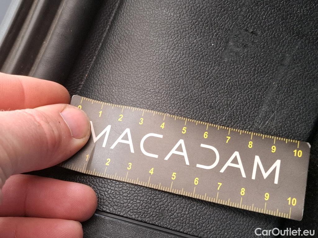  Ford  Kuga FORD  / 2019 / 5P / SUV 2.5 Duratec 225 ch PHEV eCVT Titanium #16