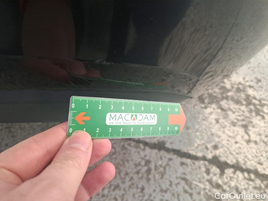  Mercedes  A-Klasse MERCEDES-BENZ Classe A Compact / 2018 / 5P / Berline A 200 d Business Line 8G-DCT #11