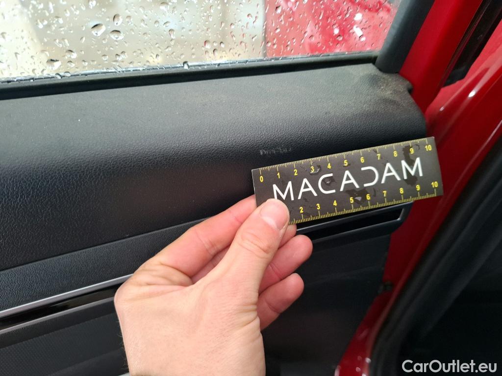  Hyundai  Tucson  Business Mild-Hybrid 2WD 1.6 CRDI 135CV BVA7 E6d #8