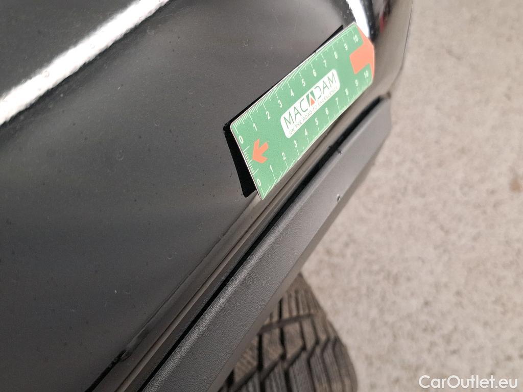  Mercedes  GLB MERCEDES-BENZ  / 2019 / 5P / SUV  200 d AMG Line #26