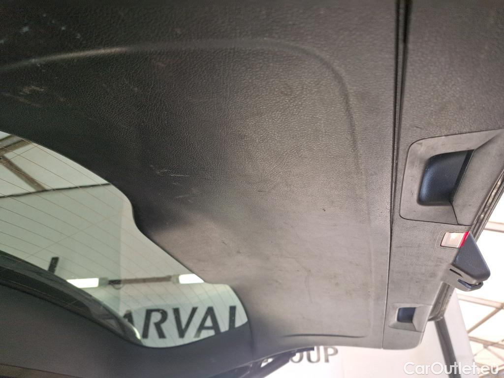  Mercedes  GLB MERCEDES-BENZ  / 2019 / 5P / SUV  200 d AMG Line #38