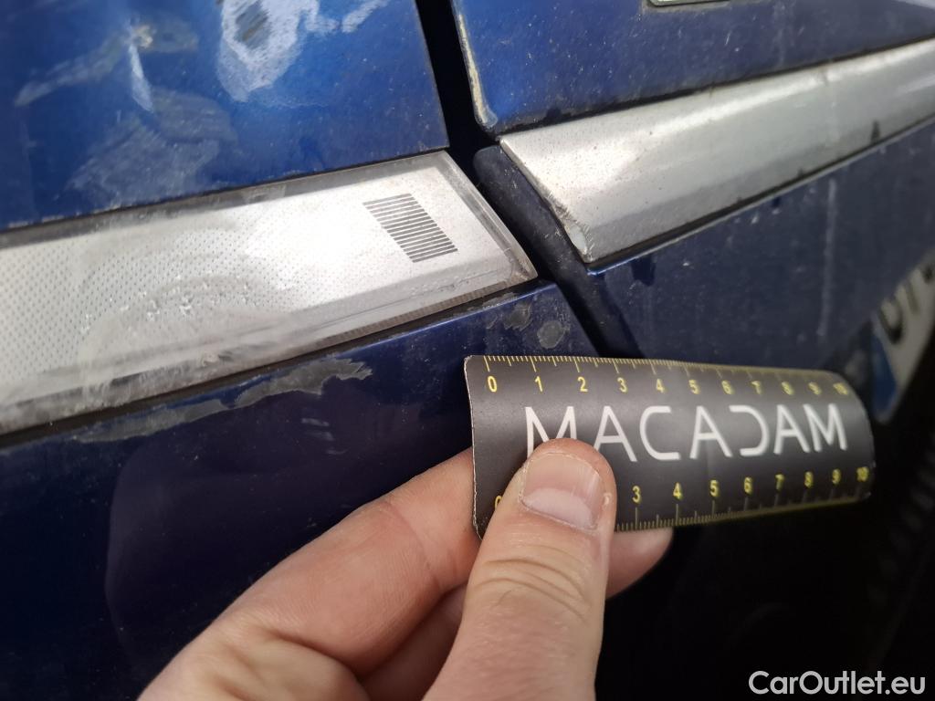  KIA  Ev6 KIA  / 2021 / 5P / SUV BEV 77.4 KWH AIR DESIGN #22