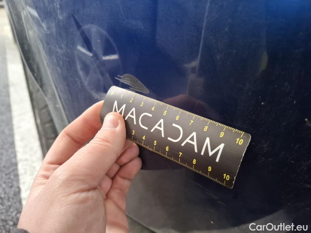  KIA  Ev6 KIA  / 2021 / 5P / SUV BEV 77.4 KWH AIR DESIGN #20